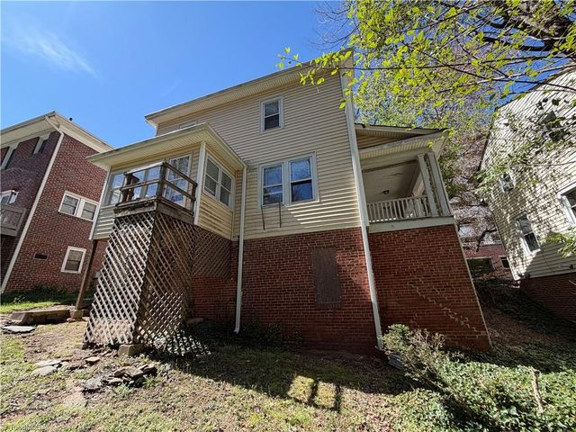 305 Lockland Avenue, Winston-salem, NC 27103