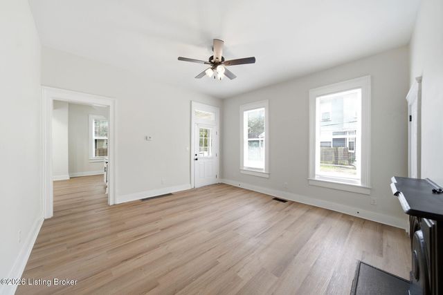1251 S Floyd St, Louisville, KY 40203