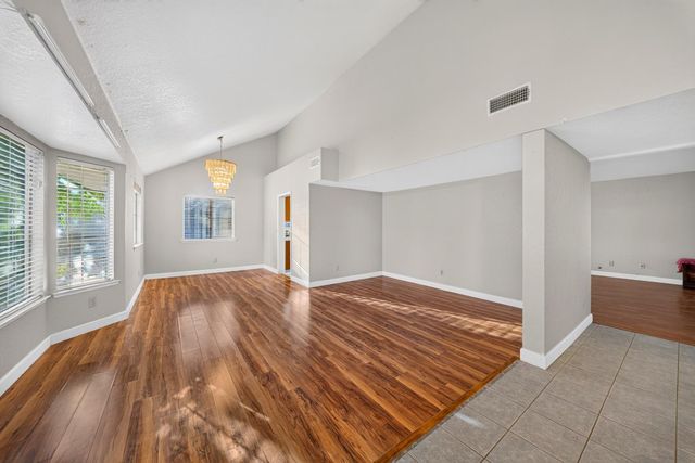 4129 W Regency Avenue, Fresno, CA 93722