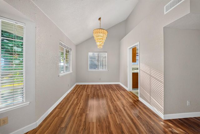 4129 W Regency Avenue, Fresno, CA 93722