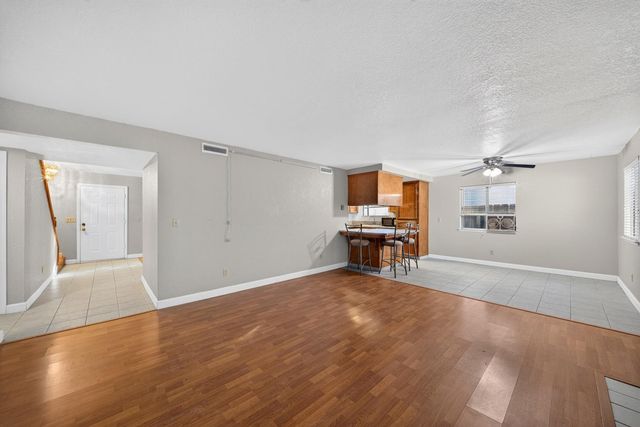 4129 W Regency Avenue, Fresno, CA 93722