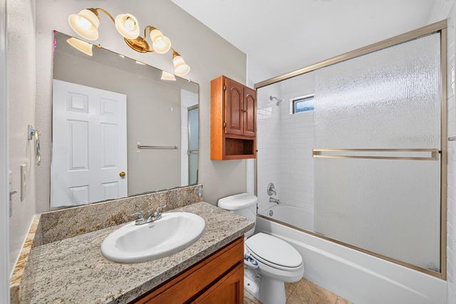 4129 W Regency Avenue, Fresno, CA 93722