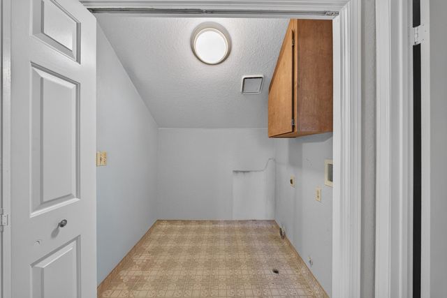 4129 W Regency Avenue, Fresno, CA 93722
