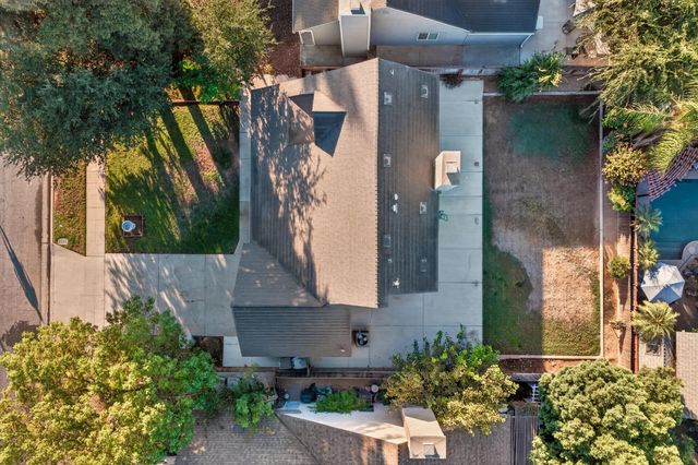 4129 W Regency Avenue, Fresno, CA 93722