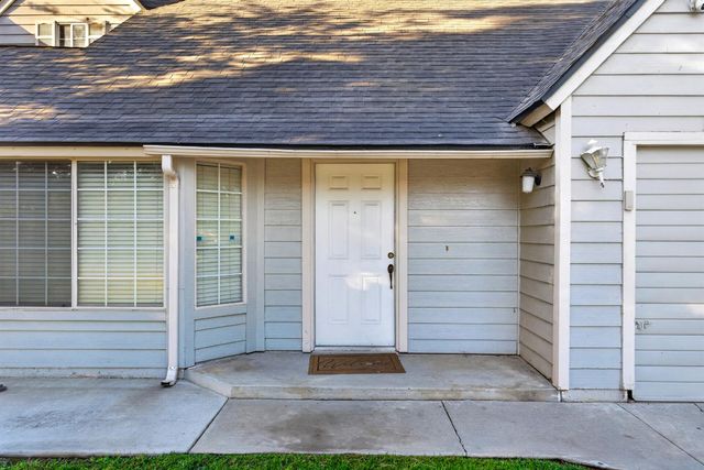 4129 W Regency Avenue, Fresno, CA 93722