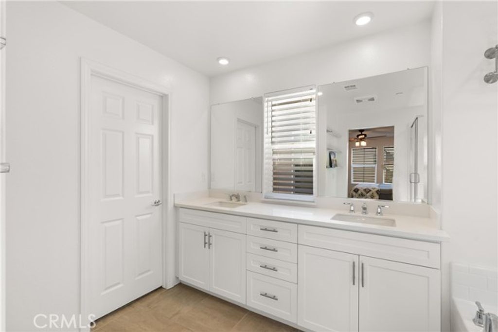 904 Maya Crossing 19, Lake Elsinore, CA 92530