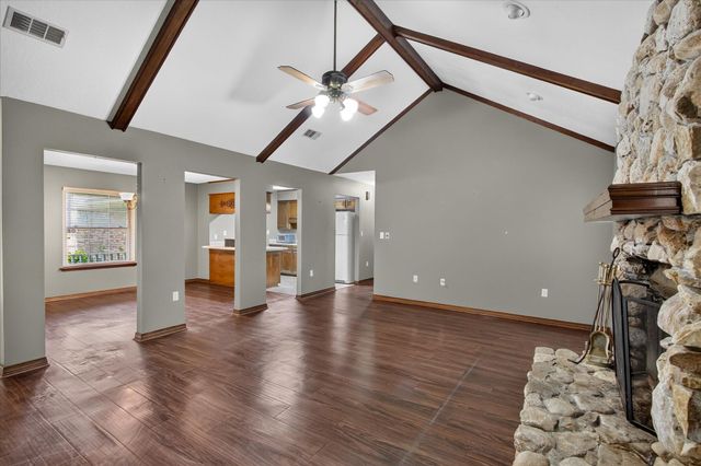 1306 Sandlewood Dr., Hattiesburg, MS 39402
