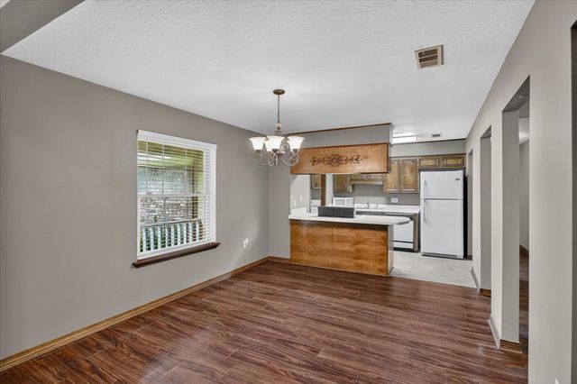1306 Sandlewood Dr., Hattiesburg, MS 39402