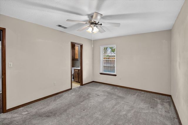 1306 Sandlewood Dr., Hattiesburg, MS 39402