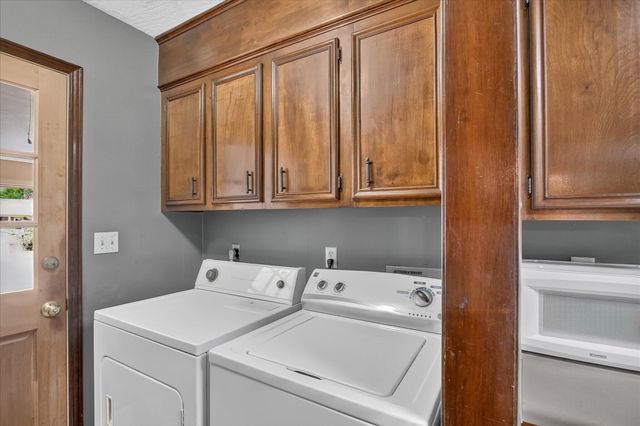 1306 Sandlewood Dr., Hattiesburg, MS 39402