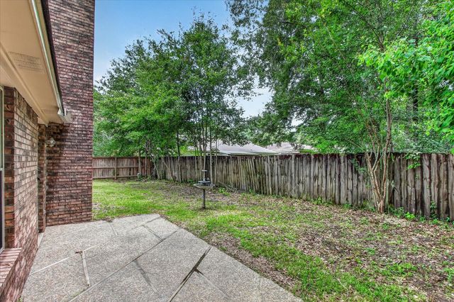 1306 Sandlewood Dr., Hattiesburg, MS 39402