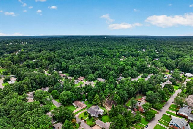 1306 Sandlewood Dr., Hattiesburg, MS 39402