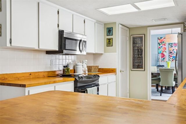 413 MONTROSE AVENUE, Temple Terrace, FL 33617