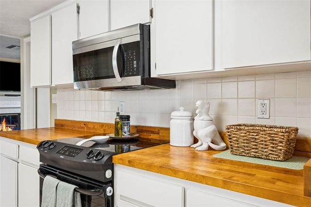 413 MONTROSE AVENUE, Temple Terrace, FL 33617