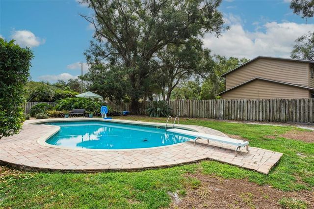 413 MONTROSE AVENUE, Temple Terrace, FL 33617