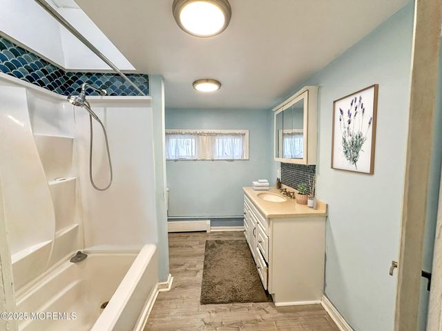 5 Pittenger Pond Road, Freehold, NJ 07728