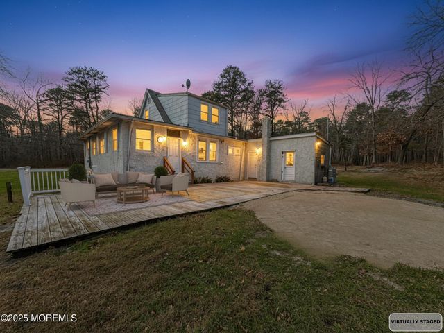 5 Pittenger Pond Road, Freehold, NJ 07728