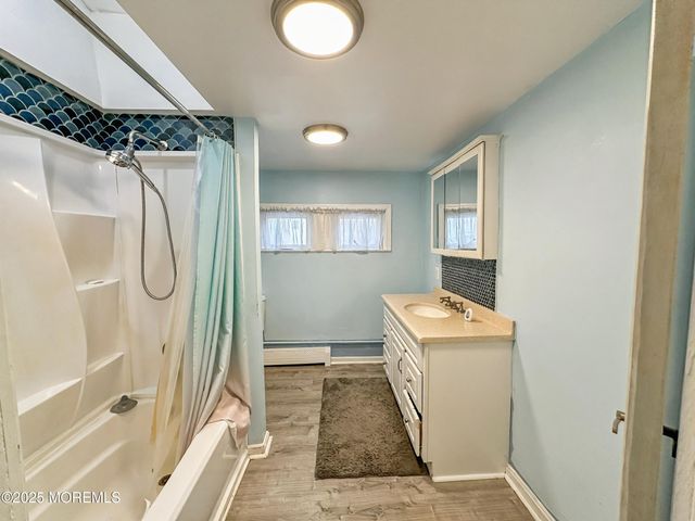 5 Pittenger Pond Road, Freehold, NJ 07728