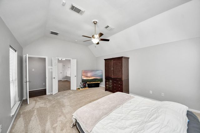 414 Willow Pointe Drive, League City, TX 77573