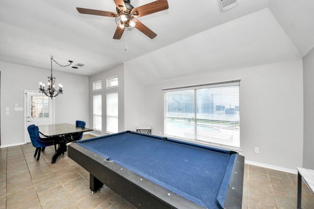 414 Willow Pointe Drive, League City, TX 77573