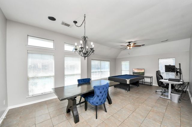 414 Willow Pointe Drive, League City, TX 77573