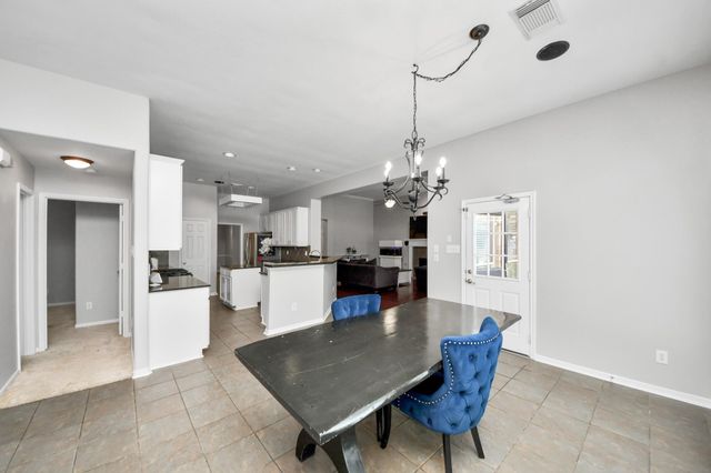 414 Willow Pointe Drive, League City, TX 77573