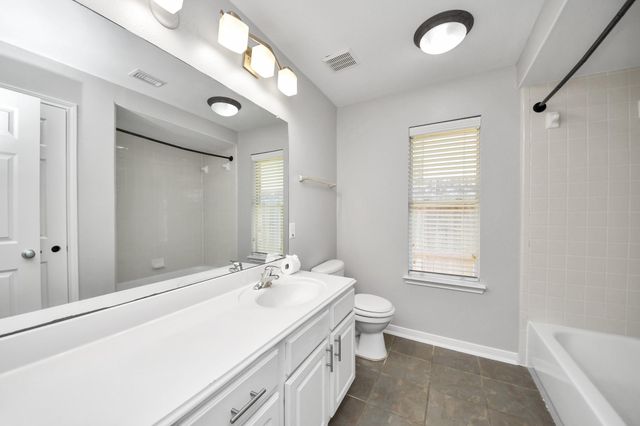 414 Willow Pointe Drive, League City, TX 77573