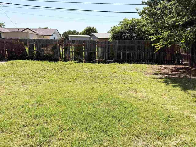24 NW 53rd st, Lawton, OK 73505