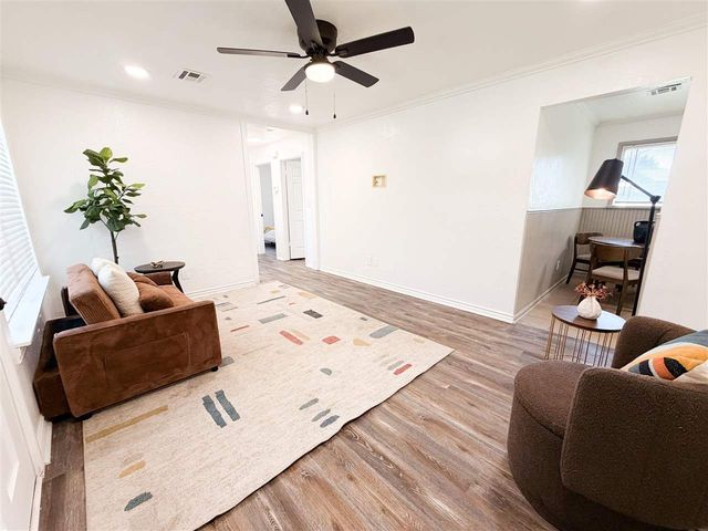 24 NW 53rd st, Lawton, OK 73505