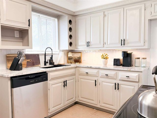 24 NW 53rd st, Lawton, OK 73505