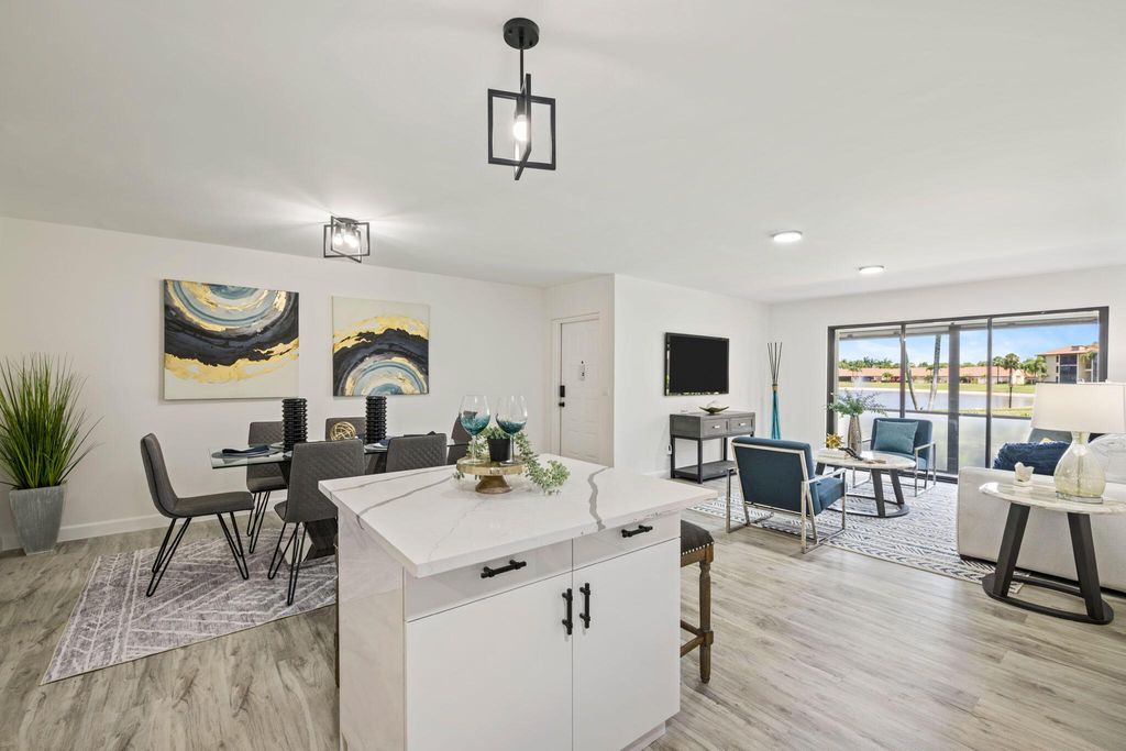 825 Sky Pine Way H1, Greenacres, FL 33415