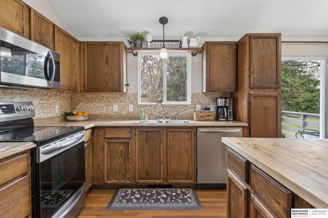 6213 N 79th Circle, Omaha, NE 68134