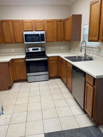 1512 13th Street N, Texas City, TX 77590