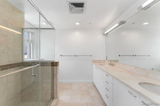 1199 Pacific HWY 704, San Diego, CA 92101