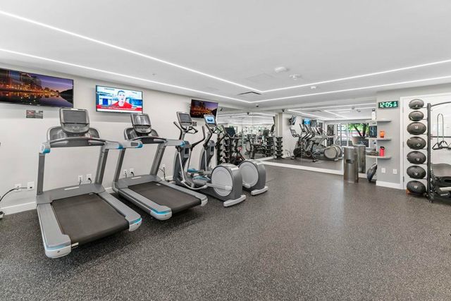 1199 Pacific HWY 704, San Diego, CA 92101