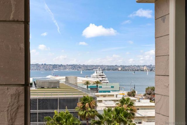 1199 Pacific HWY 704, San Diego, CA 92101