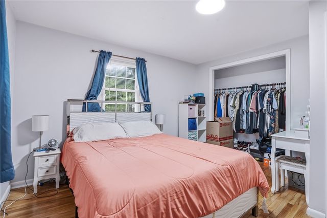 5 Packard Avenue, Warwick, RI 02886