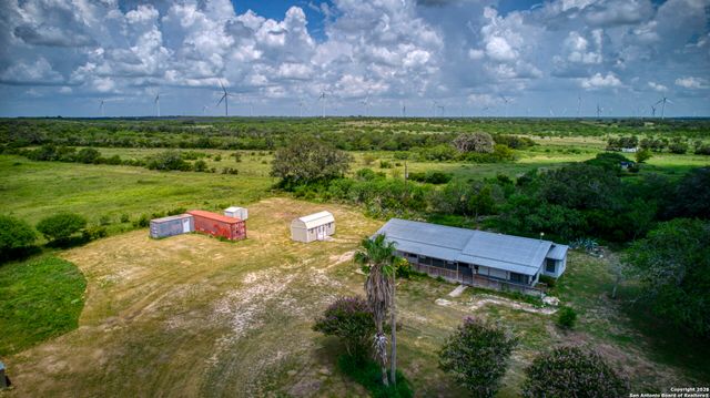9871 County Road 115, Mineral, TX 78125
