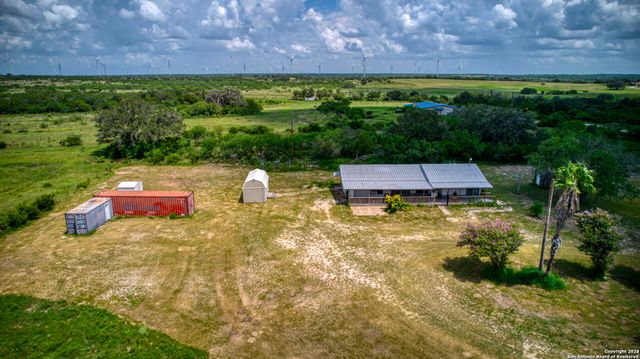9871 County Road 115, Mineral, TX 78125