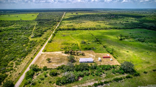 9871 County Road 115, Mineral, TX 78125