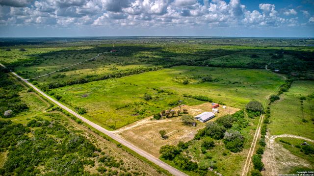 9871 County Road 115, Mineral, TX 78125