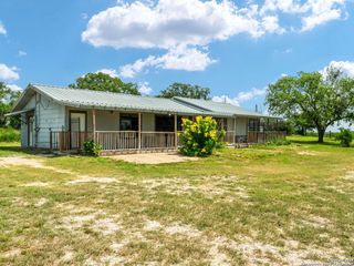 9871 County Road 115, Mineral, TX 78125