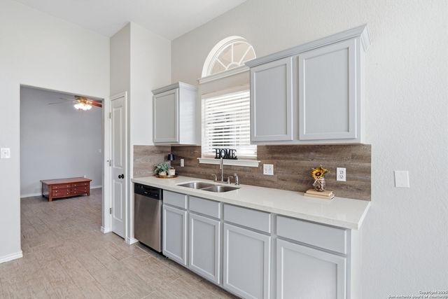 1800 Pearce Court, San Marcos, TX 78666