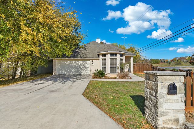 1800 Pearce Court, San Marcos, TX 78666