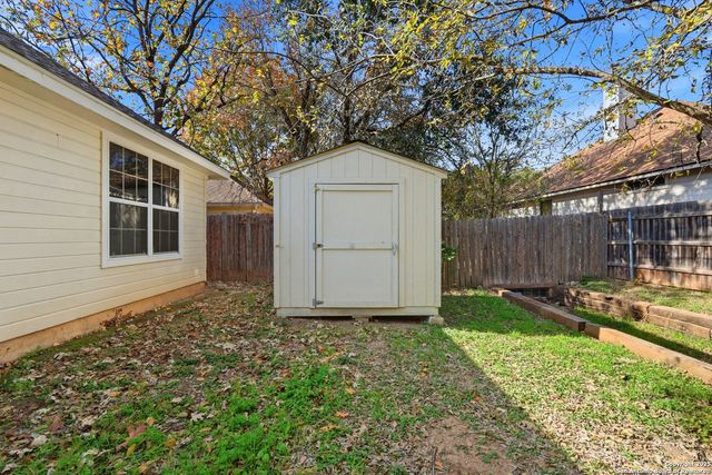 1800 Pearce Court, San Marcos, TX 78666