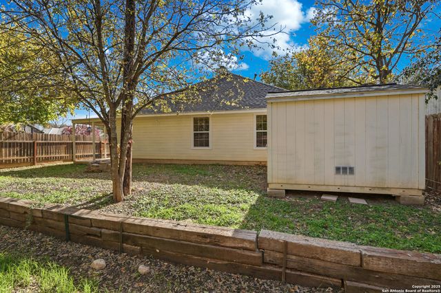 1800 Pearce Court, San Marcos, TX 78666