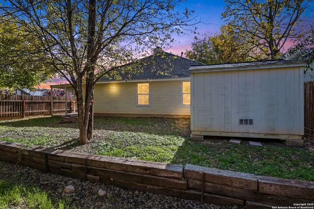 1800 Pearce Court, San Marcos, TX 78666