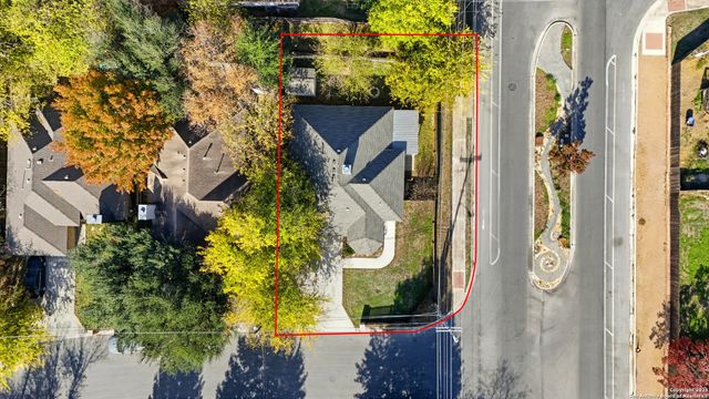 1800 Pearce Court, San Marcos, TX 78666