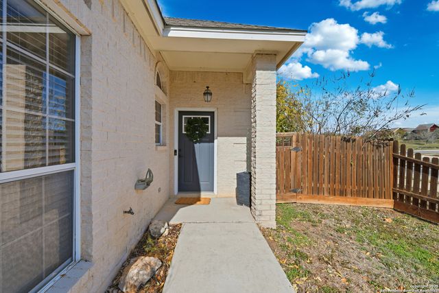 1800 Pearce Court, San Marcos, TX 78666