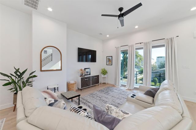 2517 Detering Street, Houston, TX 77007